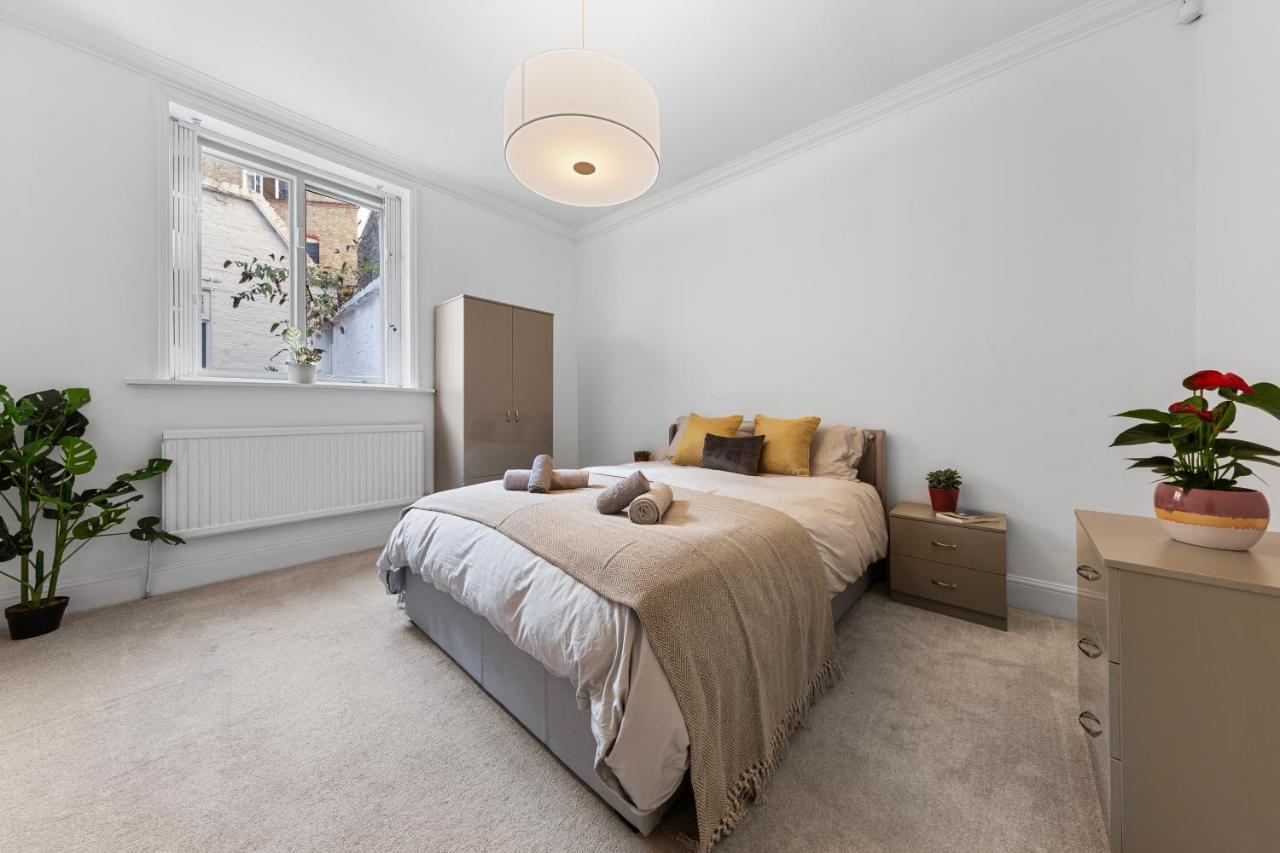 Harrods 2 Bed Lux Flat W/Patio Daire Londra Dış mekan fotoğraf